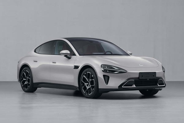 左手寧德時代右手比亞迪！自建工廠生產！小米汽車正式亮相