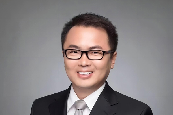 五礦證券楊誠笑：祝愿中國電池產(chǎn)業(yè)奮楫搏發(fā) 譜寫劃時(shí)代樂章