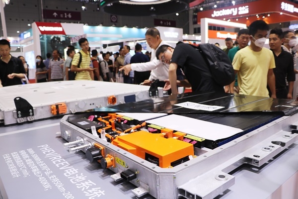 插混車塞進大電池，更像“純電車”的混動車是未來風(fēng)口？