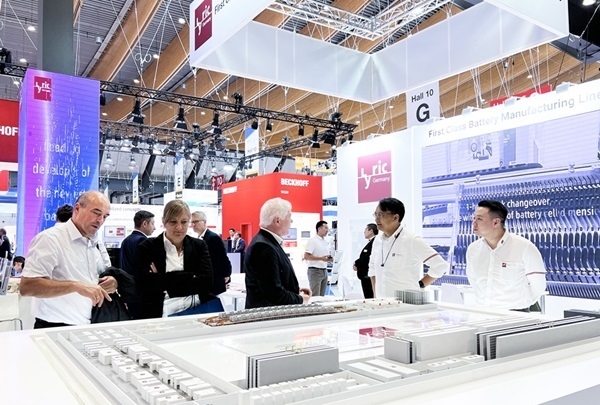 利元亨閃耀2024歐洲電池展 攜固態電池核心裝備等創新工藝亮相