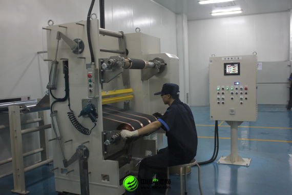 衡遠鋰電池工廠無塵車間內景