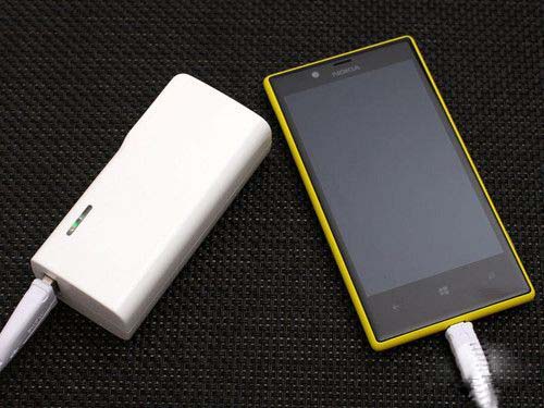 移動電源自燃爆炸?看移動電源里的那些貓膩