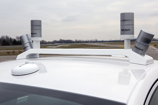 福特聯手密西根大學研發混合動力自動駕駛車