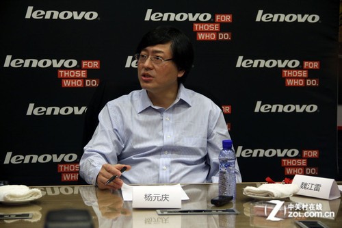 楊元慶：收MOTO后聯(lián)想可以和三星蘋果抗衡