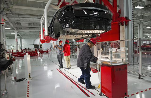 特斯拉組裝流水線新增25個機器人升級 產能將提升25%