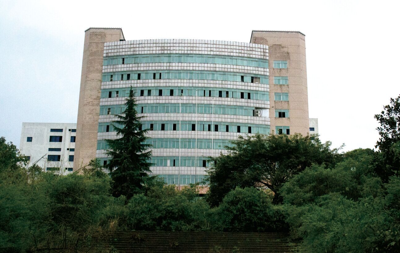 “前廠長(zhǎng)”撿漏？ 西南最大電池廠萬光實(shí)業(yè)破產(chǎn)流拍