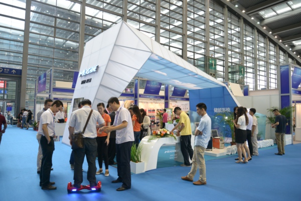 首屆僑交會在深圳開幕 猛獅科技光伏產品一枝獨秀