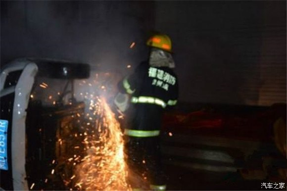 疑似知豆電動(dòng)車自燃凸顯低速電動(dòng)車危機(jī)2