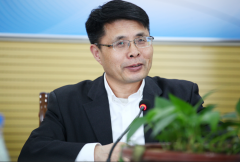 郭天明:深耕綠色化工20余年 “學霸”企業家成就電解液溶劑第一股