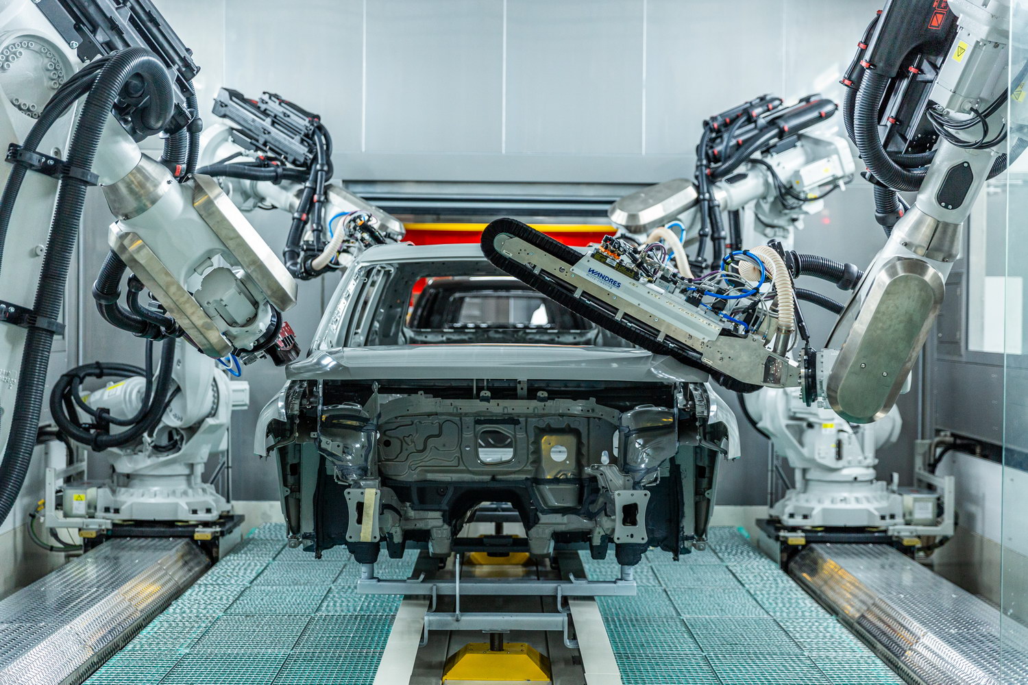 上汽大眾新能源汽車工廠將于10月正式投產(chǎn) 上汽大眾新能源汽車工廠將于10月正式投產(chǎn)