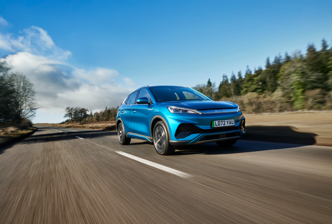 2月我國出口新能源汽車8.7萬輛 出口動(dòng)力電池七成為三元電池