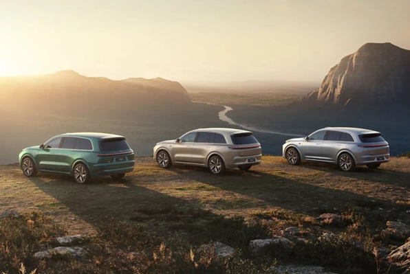 理想汽車(chē)今年累計(jì)交付量突破30萬(wàn)輛 第四季度交付量達(dá)12.8萬(wàn)輛