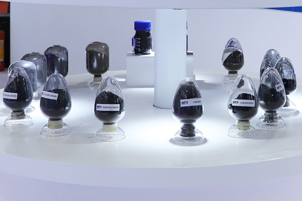 2024年中國(guó)負(fù)極材料出貨量211.5萬(wàn)噸 前十企業(yè)出現(xiàn)新面孔