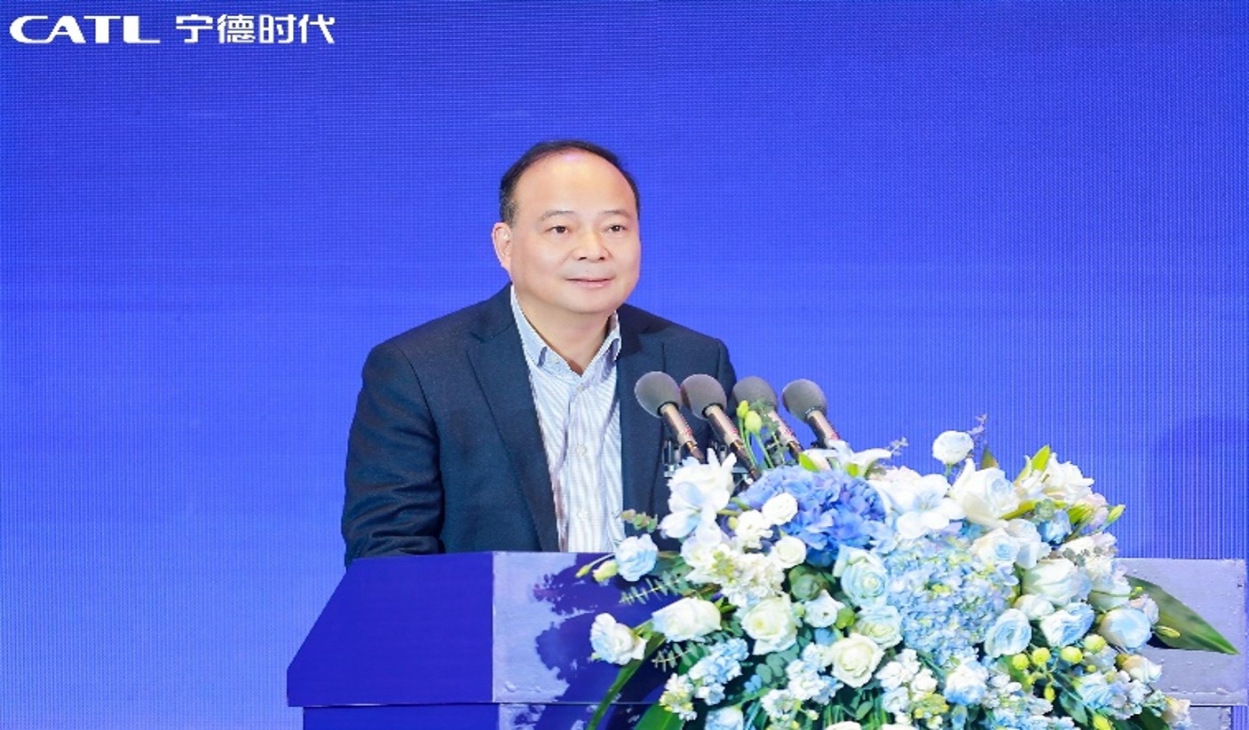 曾毓群：固態電池距離變成商品還很遠 寧德時代加大投入