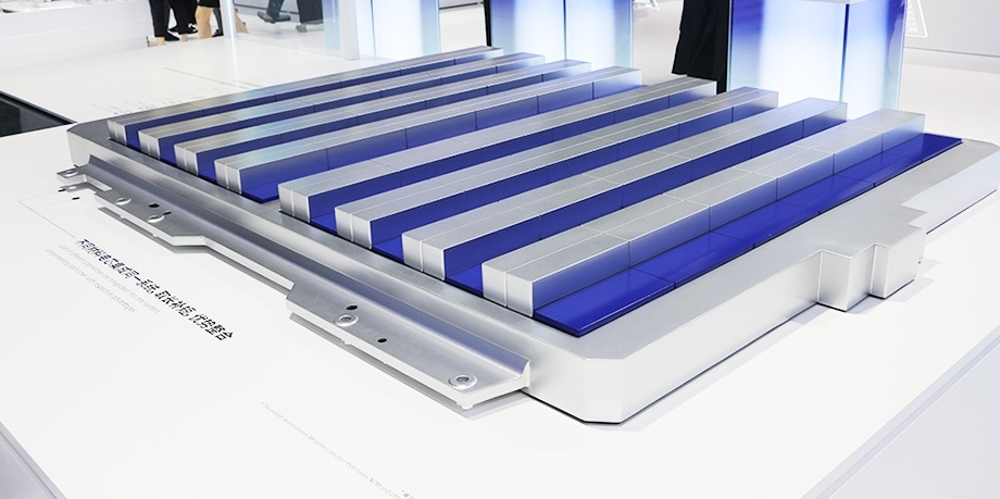 動力電池供應(yīng)商名單公布！特斯拉/大眾/寶馬/奔馳等紛紛響應(yīng)