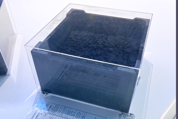 積極備戰“金九銀十”！磷酸鐵鋰如何才能突出重圍？