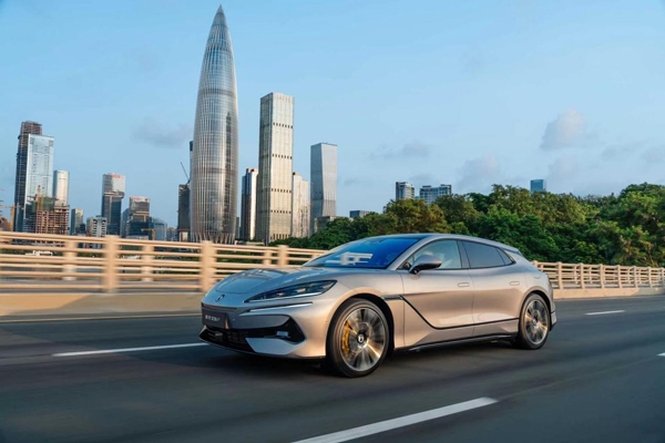 比亞迪“天神之眼”重磅升級！無圖城市領航功能全國開通！