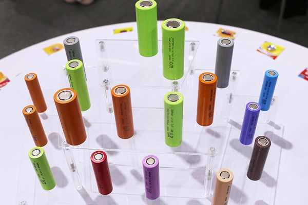 半數虧損!1家扭虧!38家鋰電領域上市公司2024年業績搶先看