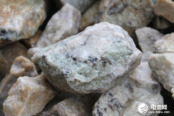 本周碳酸鋰跌幅約1800元/噸！磷酸鐵鋰價格持續下跌