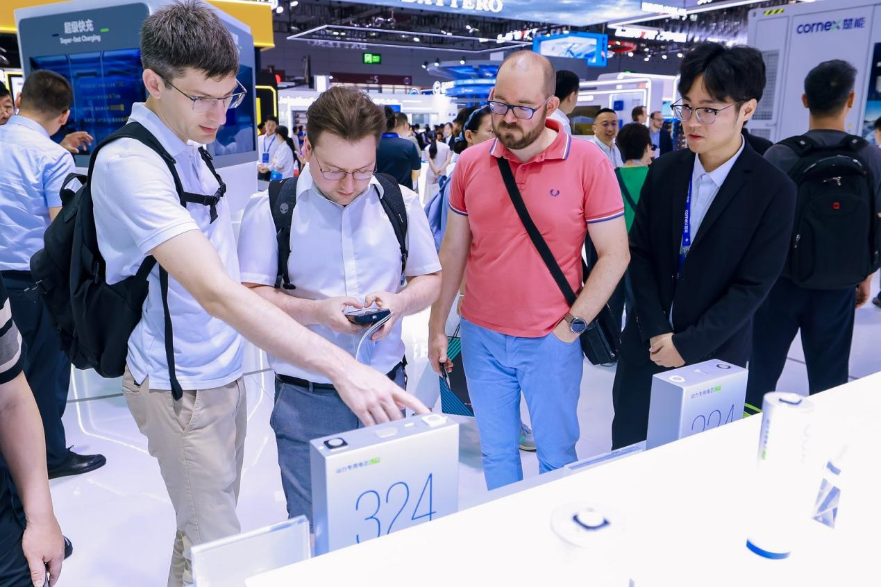 楚能新能源攜全場景解決方案亮相CIBF 2025