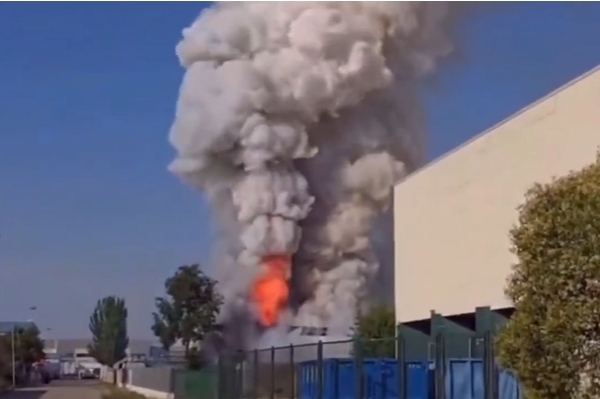 三天仍未撲滅！年內多工廠起火，這一千億級鋰電細分市場監(jiān)管收緊！