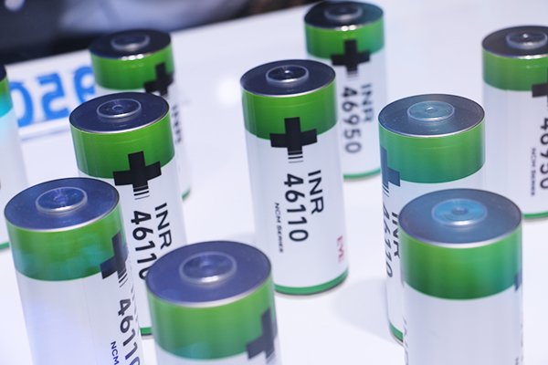 億緯鋰能獲2.2GWh海外儲能訂單！前三季度儲能電池出貨48.41GWh