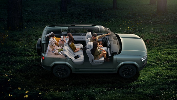 比亞迪“大五座天花板”方程豹鈦7火爆上市 售價(jià)17.98萬元起 比亞迪“大五座天花板”方程豹鈦7火爆上市 售價(jià)17.98萬元起