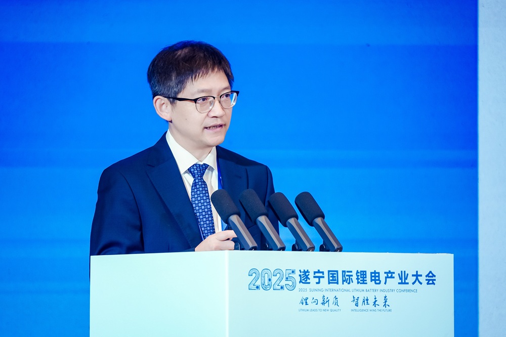 加拿大工程院院士、電子科技大學深圳高等研究院教授 楊軍 加拿大工程院院士、電子科技大學深圳高等研究院教授 楊軍