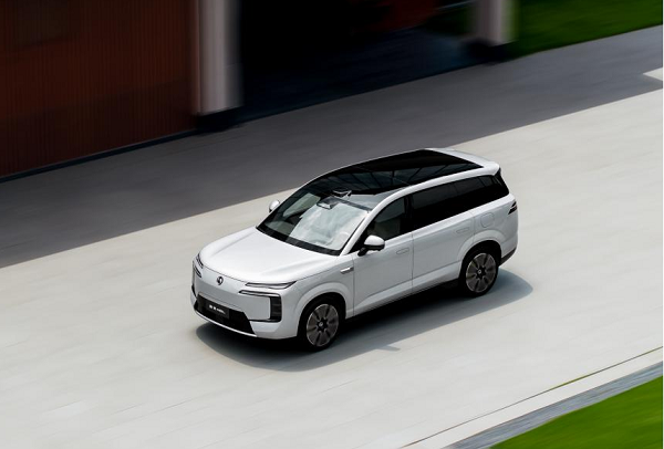 重塑大六座SUV市場(chǎng)新格局 騰勢(shì)N8L以31.98萬起正式開啟預(yù)售