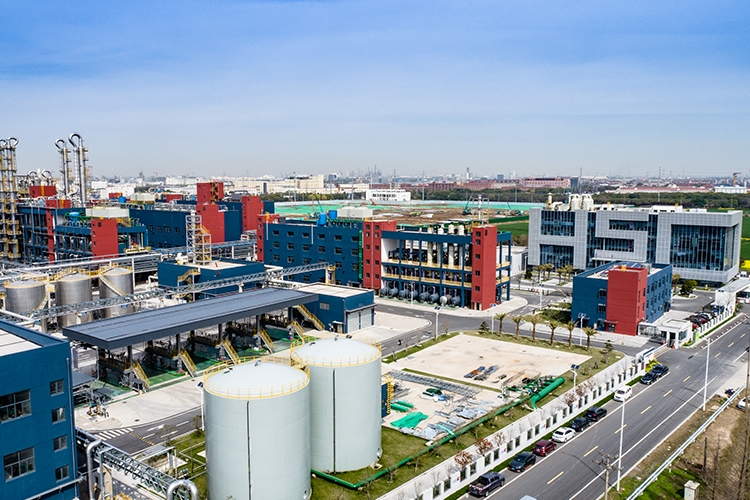 “A+H”電解液朋友圈再擴(kuò)容！華盛鋰電添加劑年產(chǎn)量1.4萬噸