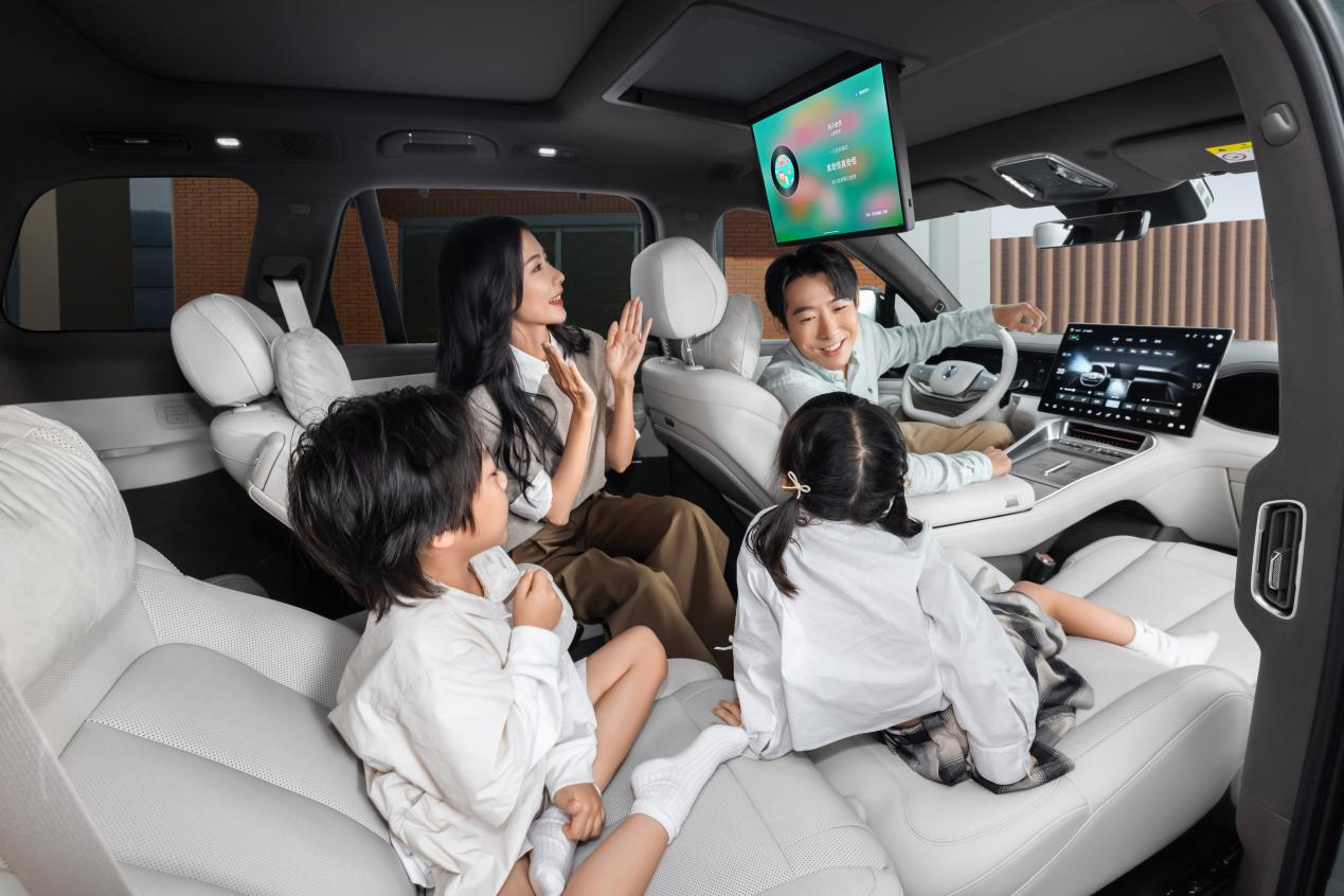 騰勢N8L正式上市