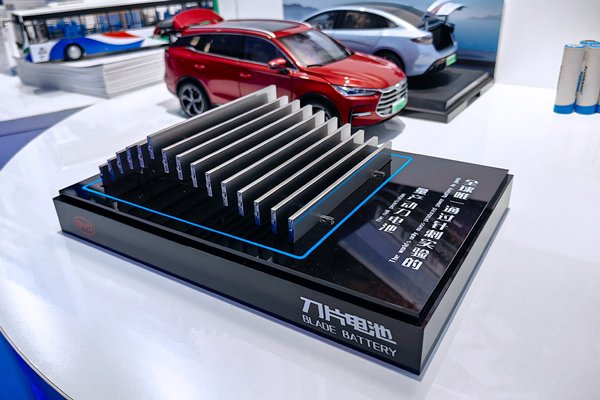 230GWh！比亞迪今年前10月動力及儲能電池裝機量出爐