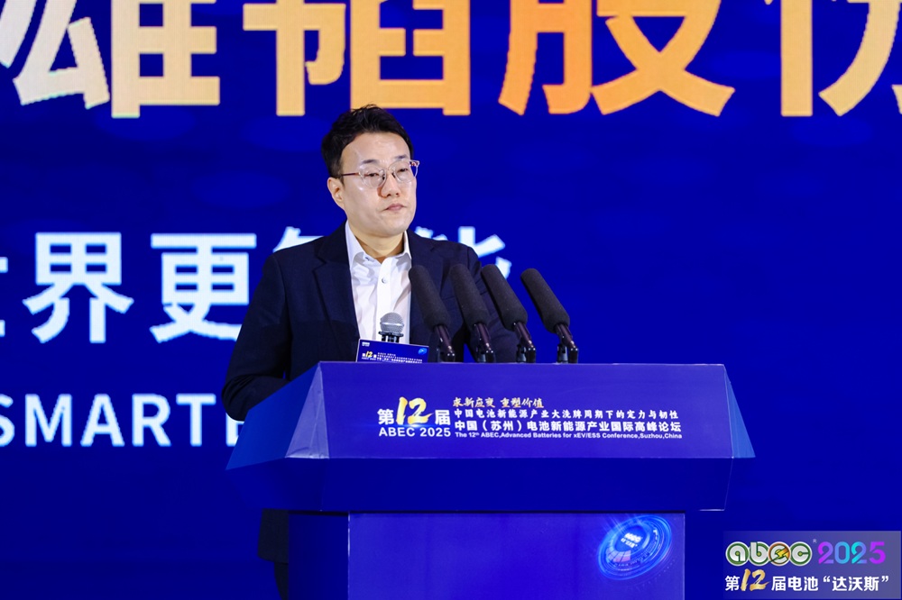 容百科技研發(fā)體系總裁兼中央研究院院長(zhǎng)李琮熙 容百科技研發(fā)體系總裁兼中央研究院院長(zhǎng)李琮熙