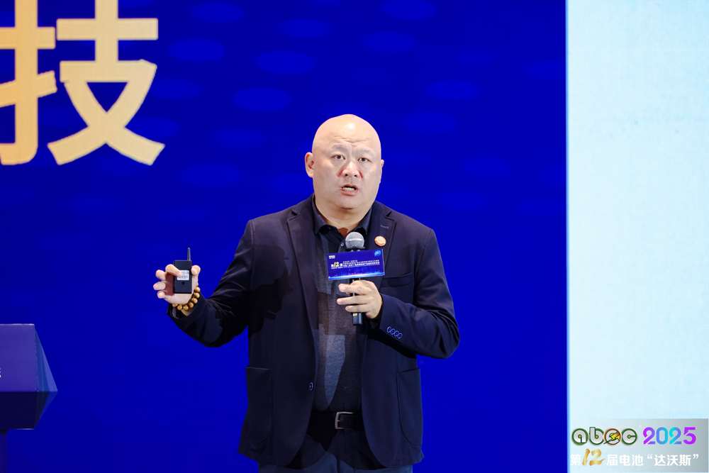 中國(guó)汽車(chē)芯片產(chǎn)業(yè)創(chuàng)新戰(zhàn)略聯(lián)盟秘書(shū)長(zhǎng)原誠(chéng)寅 中國(guó)汽車(chē)芯片產(chǎn)業(yè)創(chuàng)新戰(zhàn)略聯(lián)盟秘書(shū)長(zhǎng)原誠(chéng)寅