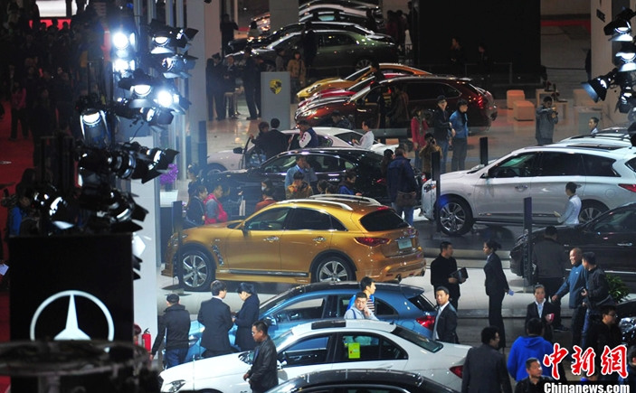 多地出臺政策推廣新能源車 成今年車市新增長點 多地出臺政策推廣新能源車 成今年車市新增長點