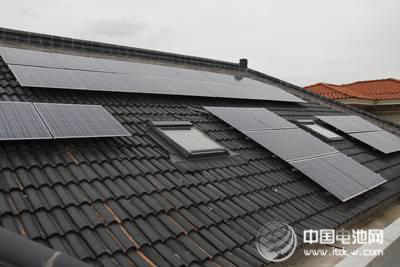 江蘇鎮江首批5戶家庭光伏用戶領到電費補貼