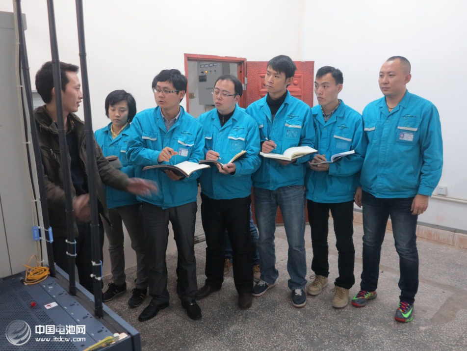 四川德陽博力迅電池員工參觀調研通信基站