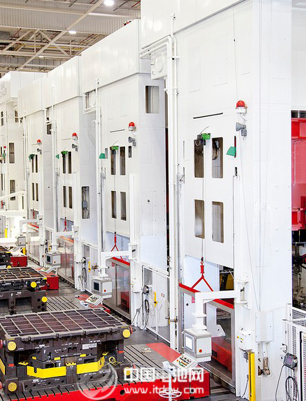 電動(dòng)汽車旋風(fēng)刮入中國(guó) 特斯拉帶動(dòng)一起火？