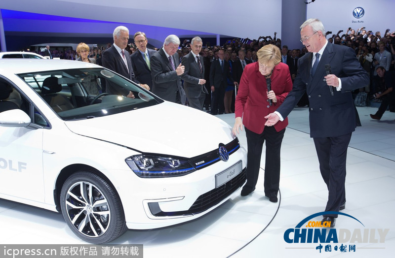 德國(guó)人看中國(guó)：電動(dòng)汽車(chē)正駛向超車(chē)道 