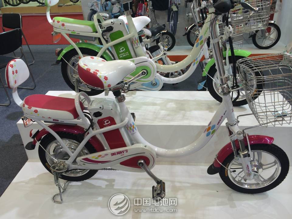 美麗行鋰電車 美麗行鋰電車