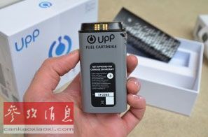 英國《新科學家》周刊網站1月7日指出，該電池最早是為沒有輸電干線的非洲部分地區設計的。這一消息是在2014年的拉斯韋加斯國際消費類電子產品展覽會上宣布的。