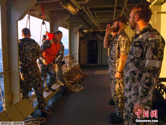 美聯(lián)社：馬航失聯(lián)客機黑匣子電池可能已耗盡 