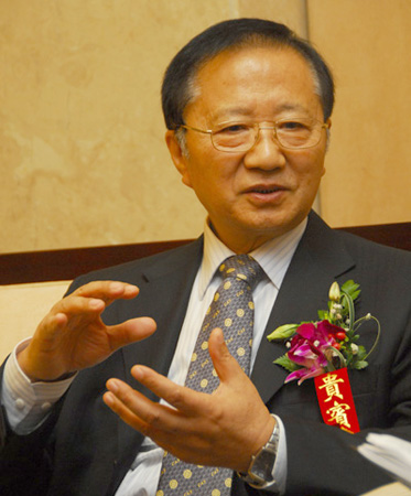 中國電動(dòng)汽車百人會(huì)理事長(zhǎng) 陳清泰