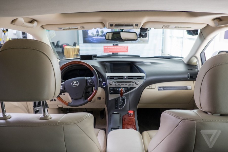 谷歌無人駕駛汽車試乘體驗：實在太省心了！