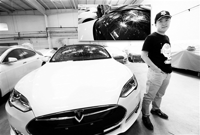 中國(guó)車(chē)主怒砸特斯拉 稱(chēng)尚未得到滿(mǎn)意答復(fù)