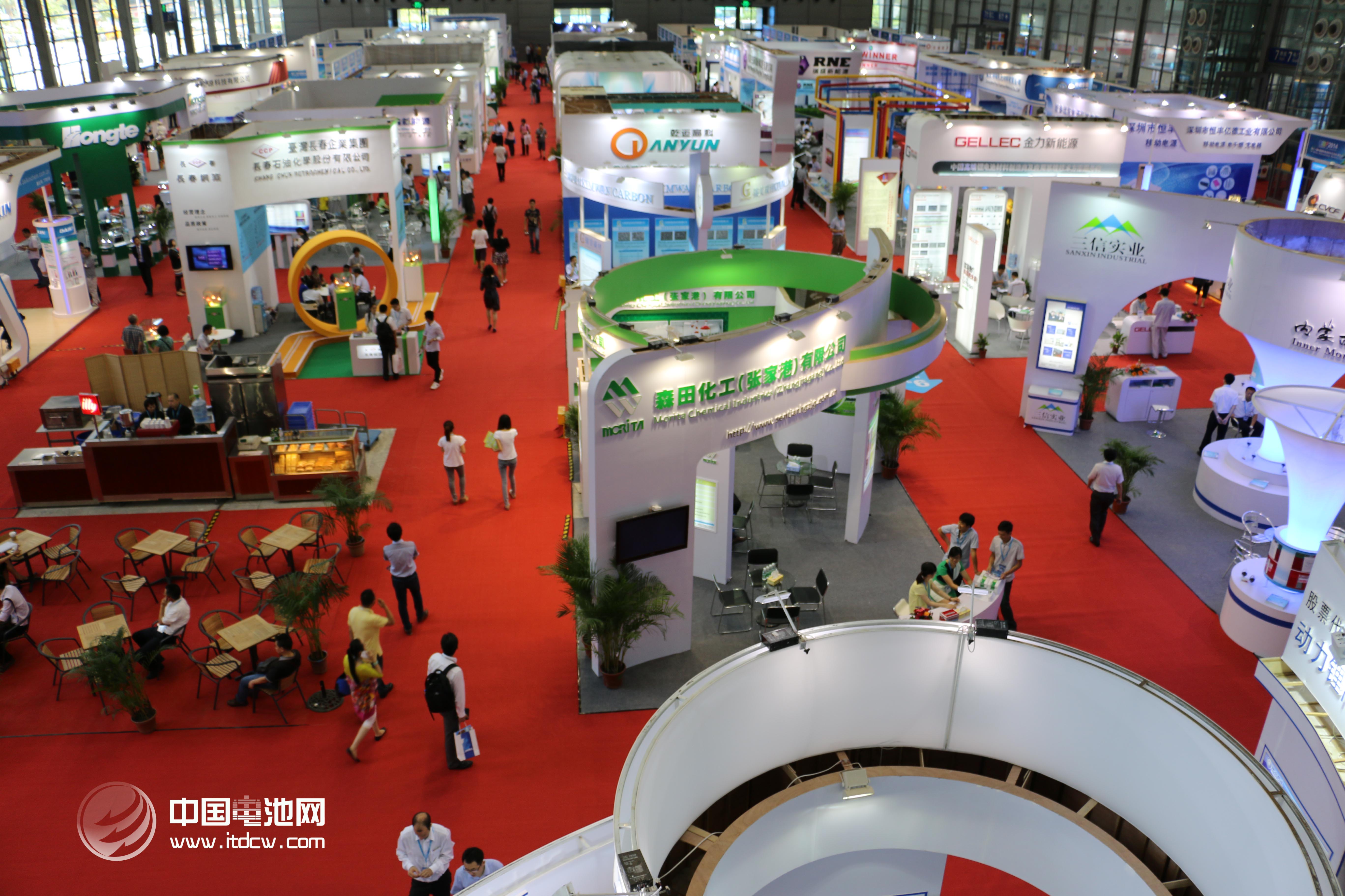 新能源儲能市場給電池行業(yè)帶來商機(jī) 新產(chǎn)品各領(lǐng)風(fēng)騷 