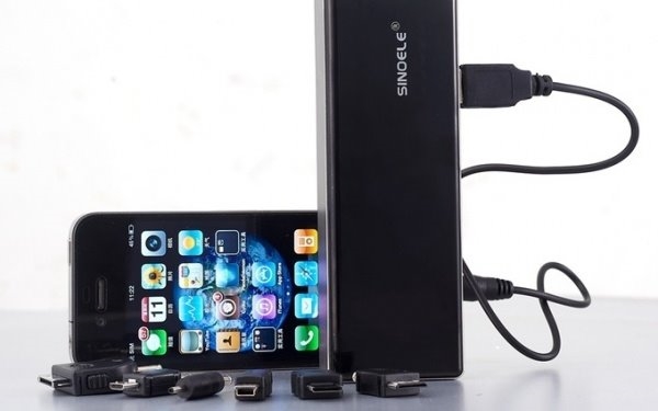 移動電源真的那么不靠譜嗎？選購大品牌才有保障！