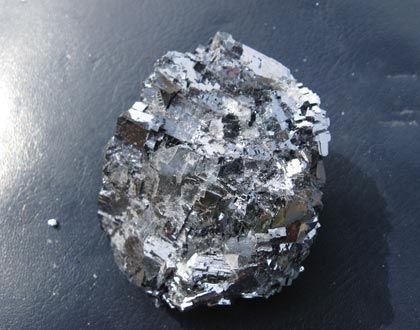 鉛成投資新寵 鉛價有望繼續走強