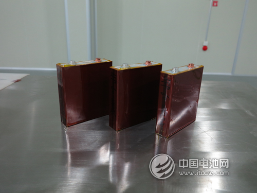 博力迅推出高綜合性能磷酸鐵鋰動力鋰電池