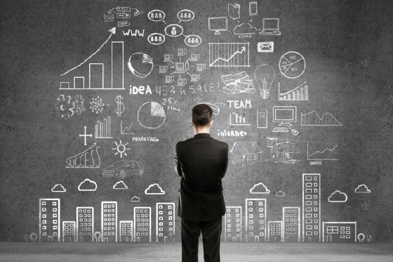 “互聯(lián)網(wǎng)思維”指引下的巨頭公司轉(zhuǎn)型之路